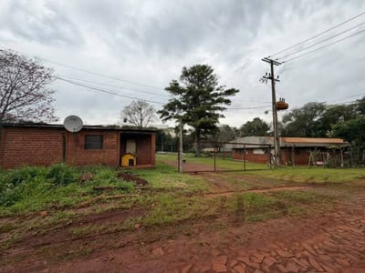 Vendo terreno estrategico en Barrio Santa Maria - Encarnacion
