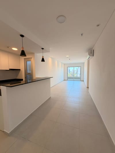 VENDO DEPTO A ESTRENAR SEMI AMOBLADO EN LAS LOMAS 103 M2