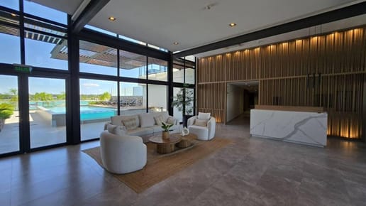 Imponente PENTHOUSE de fácil acceso al Complejo Rakiura | Dentro del EDIFICIO AMALFI EN LUQUE
