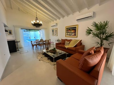 Alquilo Casa zona Lago Azul
