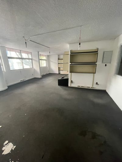 OFICINAS Y SUBSUELO DE COCHERAS