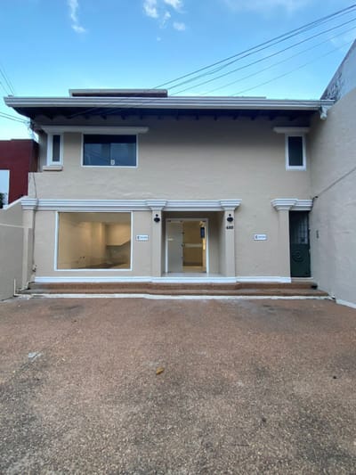 Vendo Edificio de 3 pisos en venta