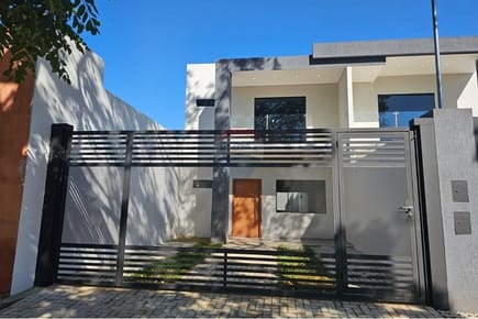 D.G. Duplex - Venta - Luque, Paraguay