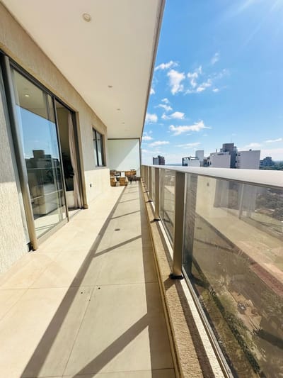 En Venta 2 Departamentos modernos de alta gama en Mburucuya con amenities premium, uno alado del otro con la mejor ubicación en esquina del edificio y las mejores vistas, con 2 habitaciones y 2 cocheras cada uno‼️