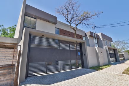 En Venta Duplex ideal en Plaza Madero - Luque