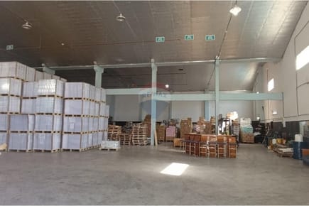 TERRENO DE 1.783 M2 CON DEPÓSITO EN YCUÁ SATÍ-ASUNCIÓN EN VENTA