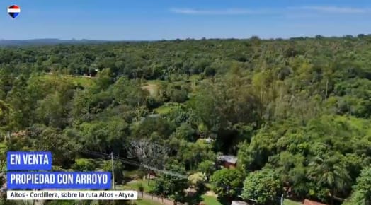 Exclusiva Casa Quinta Amoblada en Venta en Altos: Un Oasis de Lujo y Confort.