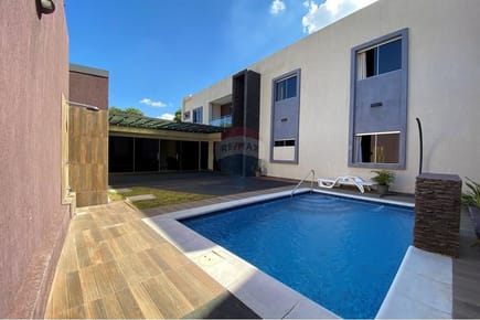 Vendo Moderna Casa en el Barrio San Vicente
