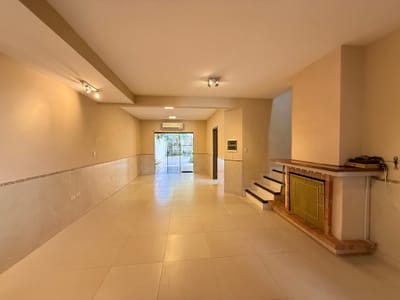 Vendo Amplio duplex en Fernando de la Mora zona Norte