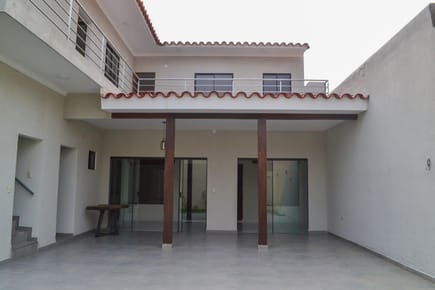CASA COMERCIAL EN VENTA 