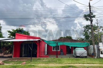 VENDO CASA EN LIMPIO ZONA EL PORTAL