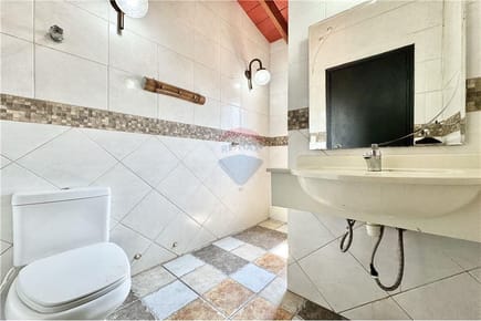 Venta de casa Barrio Mburicao
