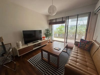 ALQUILA EXCLUSIVO APARTAMENTO AMOBLADO 1 DORMITORIO CON GARAGE EN PUNTA CARRETAS.