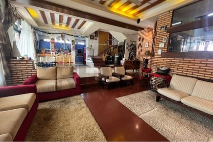 VENDO CASA EN BARRIO SAN JORGE