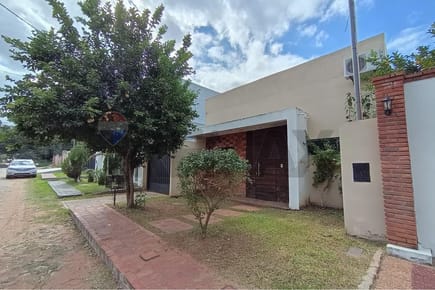 Chalet en Venta en Lambaré