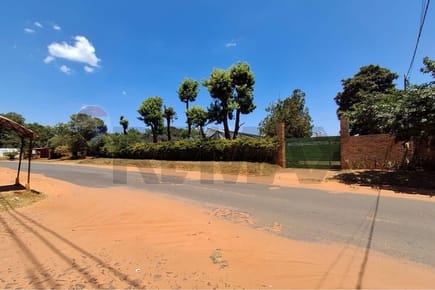 EN VENTA TERRENO DE 6.858 M2 EN CAPIATA !!
