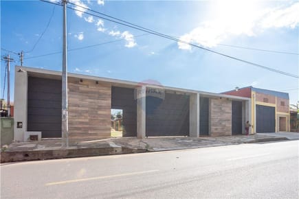 VENDO Terreno de 2.050m2 amurallado en Lambaré