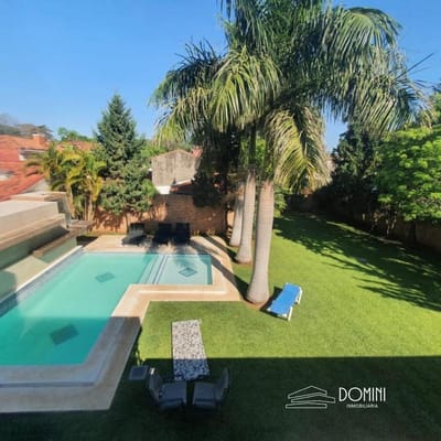 Vendo hermosa Casa en Barrio Mcal. Estigarribia