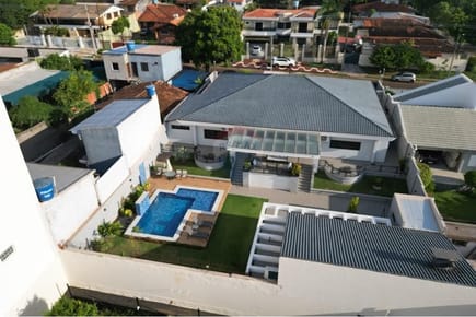 Exclusiva Casa Moderna en Venta en el Prestigioso Barrio Boquerón, Ciudad del Este