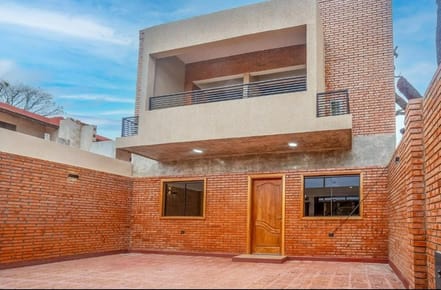EN VENTA DUPLEX – San Lorenzo