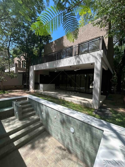 Venta! Casa en San Bernardino, A 200m de la Av. Ciervo Cua