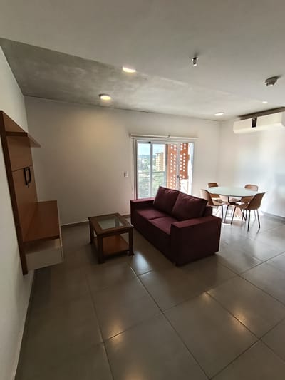 Vendo Dpto. en Edificio Morelia – Ubicación Privilegiada, Amoblado, 2 dorm., cochera