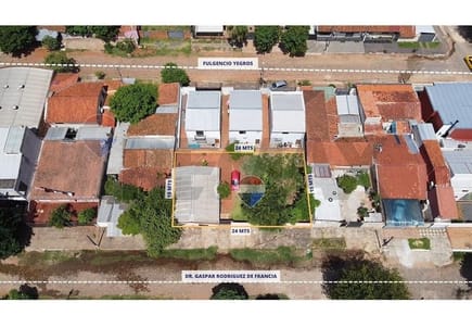 VENDO CASA CON TERRENO EN LAMBARÉ EXCELENTE UBICACIÓN