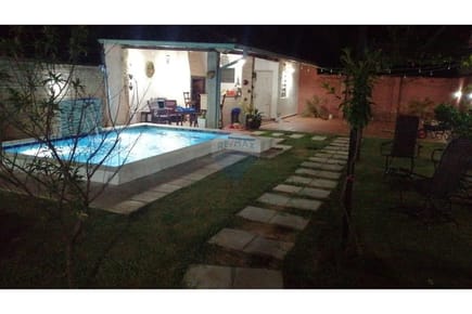 VENDO HERMOSA CASA CON PISCINA EN SAN LORENZO