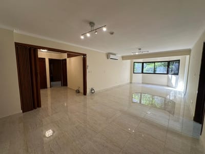 VENTA DE AMPLIO DEPARTAMENTO BARRIO LAS MERCEDES