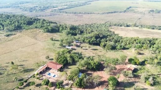 EN PIRIBEBUY SOBRE RUTA HERMOSA PROPIEDAD DE 20 HECTÁREAS