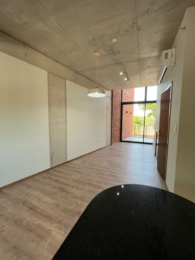 VENDO DEPARTAMENTOS EN EL BARRIO MBOCAYATY,  A PASOS DEL EJE CORPORATIVO,  PARQUE ÑU GUASU