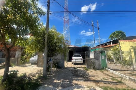 En venta casa a refaccionar en Limpio