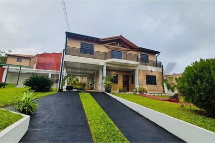 CASA PREMIUM EN ÑEMBY-VILLA BONITA 