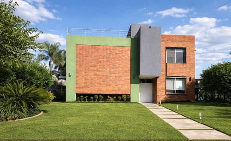 VENDO HERMOSA CASA EN AQUA VILLAGE  S.C