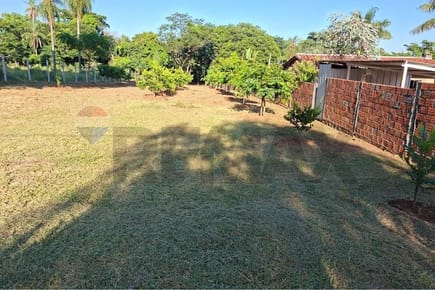 EN VENTA GRAN TERRENO EN LA CIUDAD DE CAACUPE