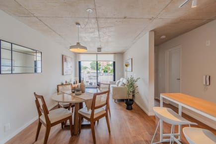 Venta Apartamento 1 Dormitorio al Frente con Patio en Buceo