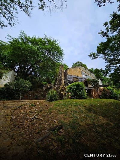Vendo terreno 1218 m2 en Caacupe zona Basílica
