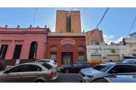 Vendo LOCAL COMERCIAL SOBRE ALBERDI C/ GRAL DIAZ