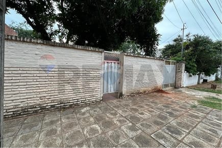 ¡SE VENDE AMPLIA CASA EN PALMA LOMA, LUQUE!!!