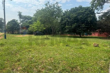 Terreno amplio en venta (2.489 m2.) en Luque Cañada san Rafael. 1,250,000,000 ₲