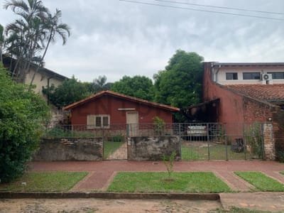 Terreno Exclusivo en Herrera, Asunción: 420m² con Potencial para Demolición o Remodelación, Soriano González 589 c/ 4 de Julio. ¡Oportunidad Única de Inversión! G 1.200.000.000.