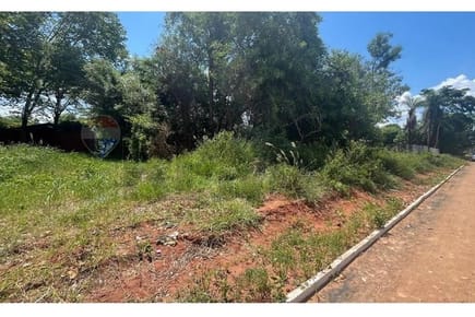 VENDO Terreno de 1 Hectárea en LUQUE !!