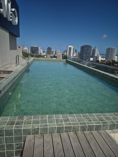 ALQUILER  |  Invernal Monoambiente Punta del este Garage y amenities