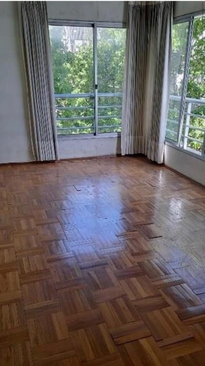 Un dormitorio en Pocitos con Gge