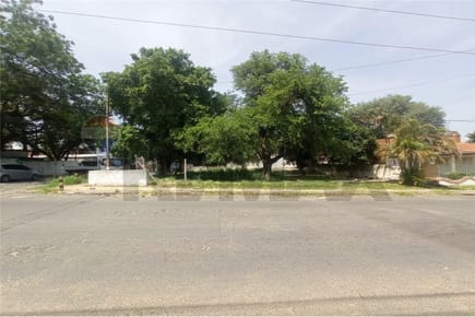 AMPLIO TERRENO EN ESQUINA. GRAN ASUNCION
