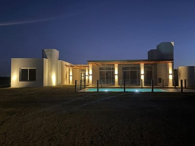 Venta Casa en Cavas De La Tahona 3 Dormitorios con renta!