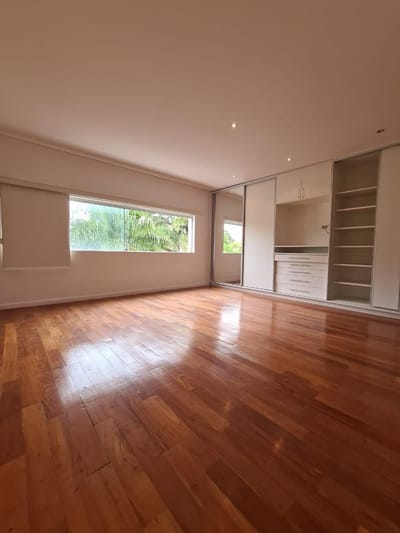 VENDO o ALQUILO a 1500 us Exclusivo Departamento de 2 Dormitorios en Suite -  Botánica 4 YCUA SATI
