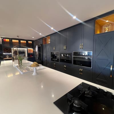En venta departamento Remodelado - Las Mercedes