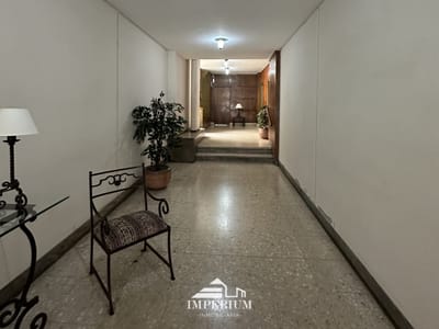 VENTA Apartamento de 2 dormitorios y Patio en Cordón!!!