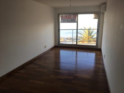ALQUILER | Apartamento frente a la rambla de Malvin